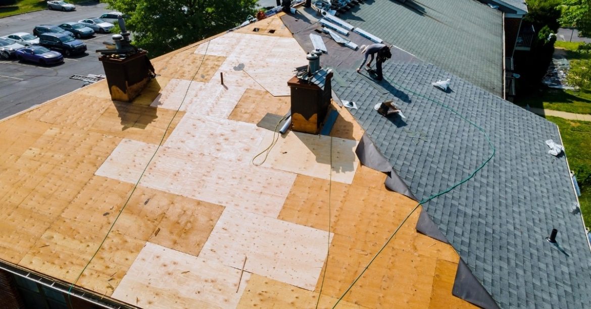 Shield Your Roof: Navigating Salt Lake’s Extreme Weather with Insurance