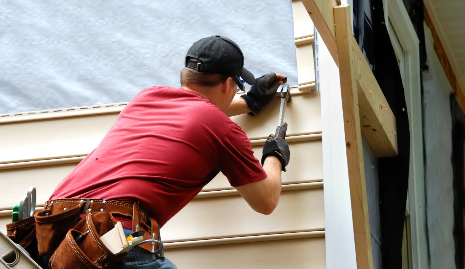 5 Major Reasons to Hire a Siding Contractor